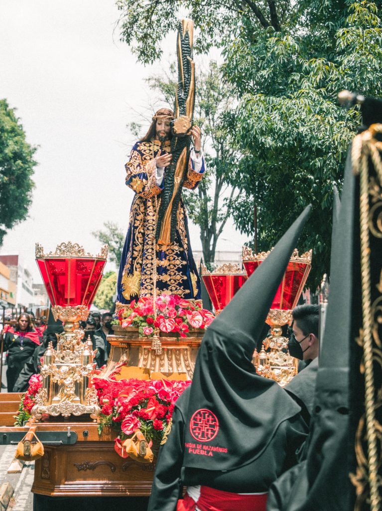 Procession_22_Last_Fall_Joshua_Cervantes_Puebla_Mexico